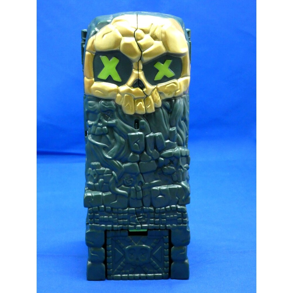 Treasure X Lost Lands Skull Island Swamp Tower Playset Toy with 2 Spiders Moose